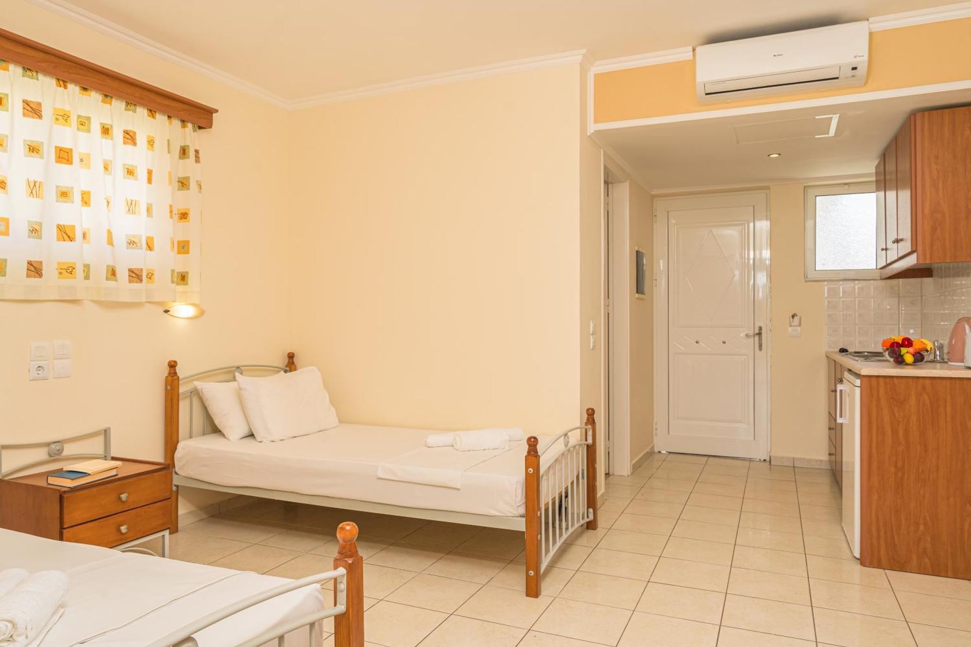 Manousis Aparthotel Planos Exterior foto